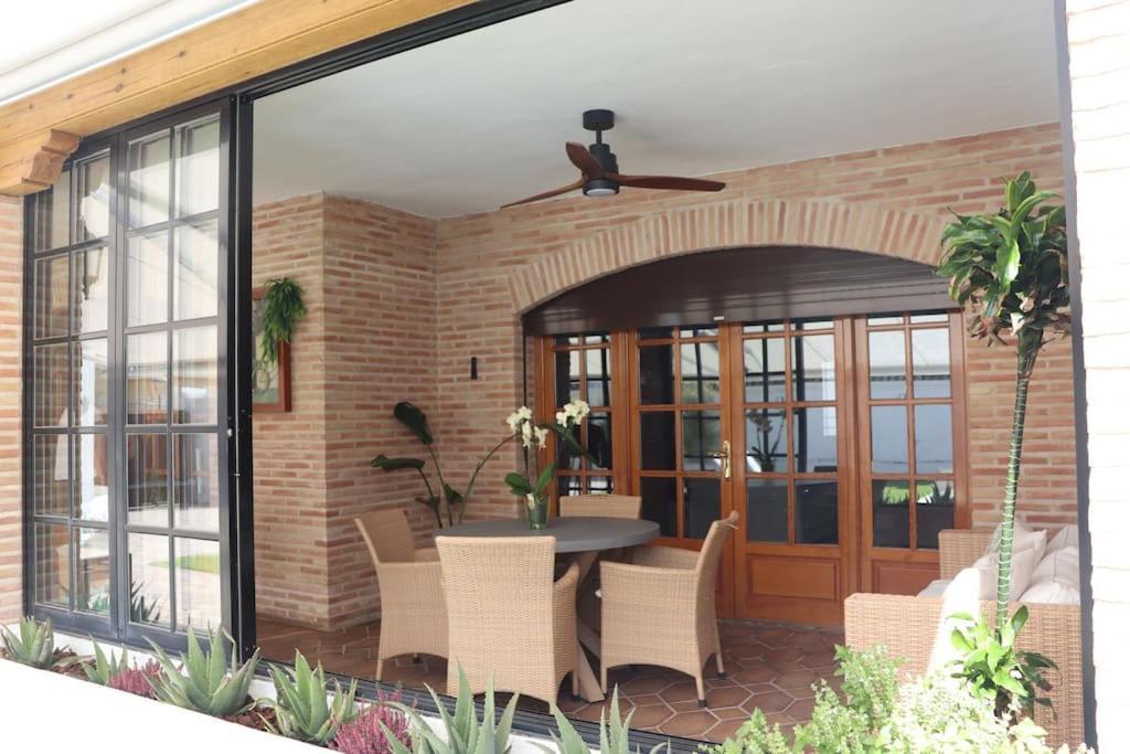 La Casa De Enfrente Villa Herencia Eksteriør billede